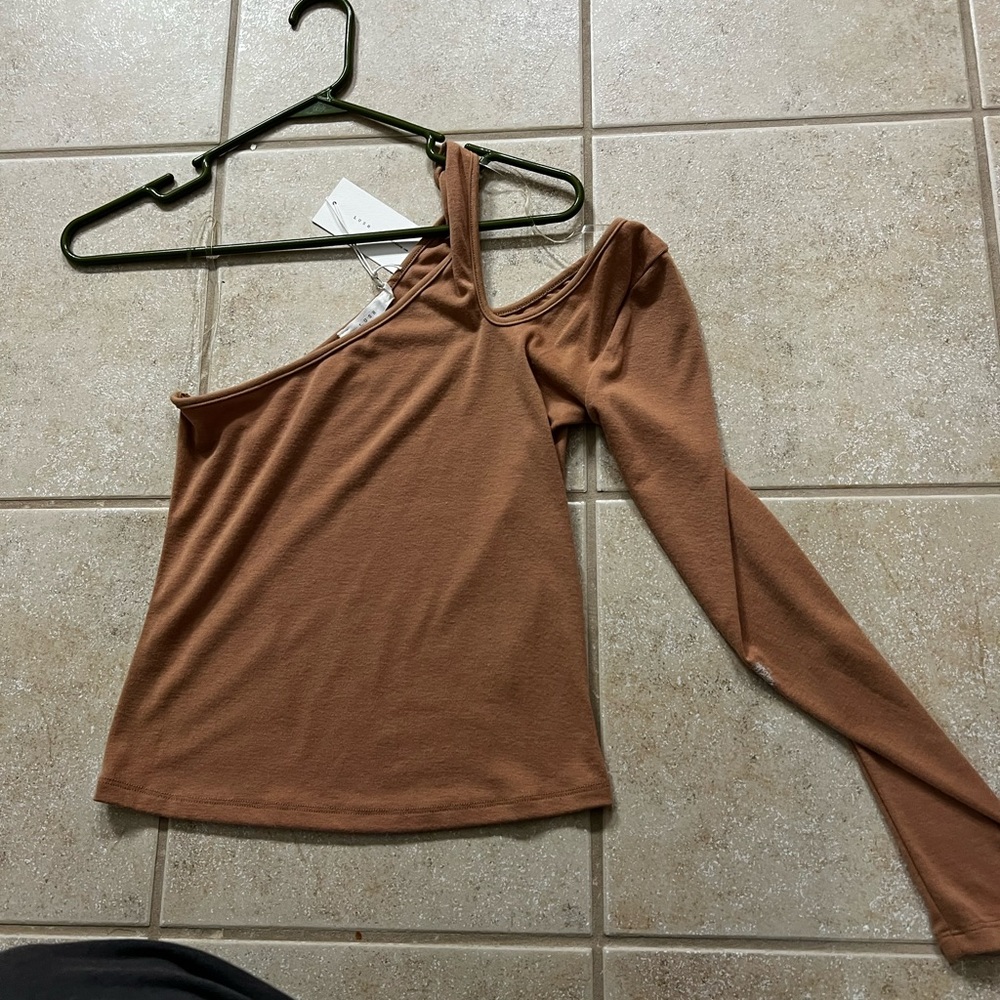 New one shoulder top